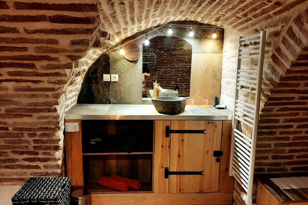 Studio Et Spa Privatif Le Puits De La Grace Albi Exterior photo